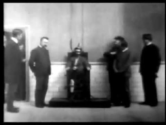 Execution of Czolgosz with Panorama of Auburn Prison (1901)